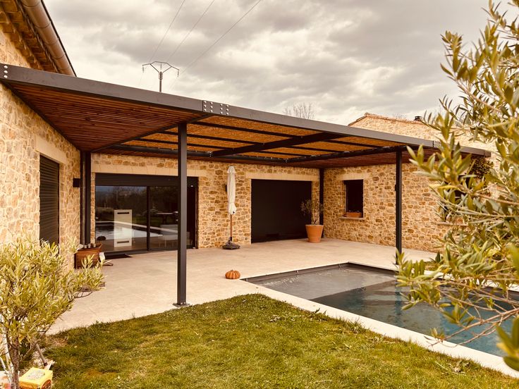 برجولات وسندويش بنل